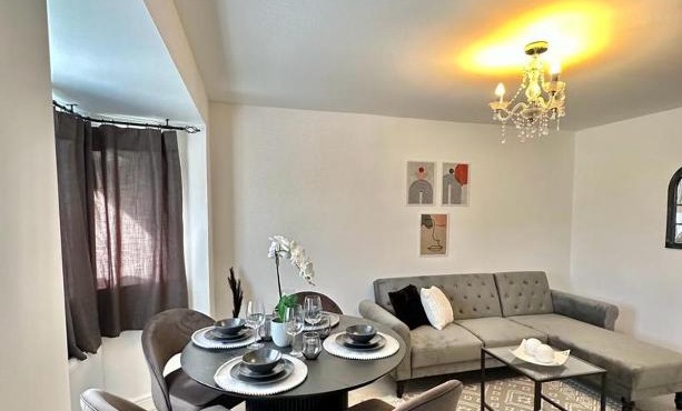 Modern and spacious flat