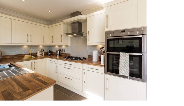Modern and spacious home in the village of Wye - sleeps 5
