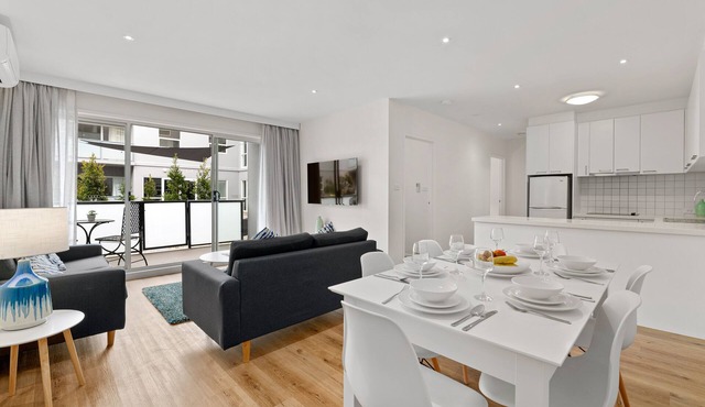 Modern and Spacious Three Bedroom Apartment