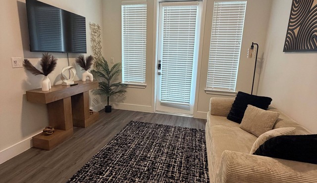 Modern and Upscale 1 Bedroom- AT&T Stadium