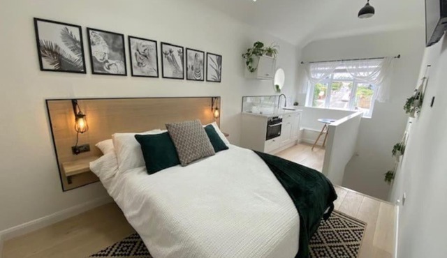 Modern Annex on the outskirts of Bath and Bristo