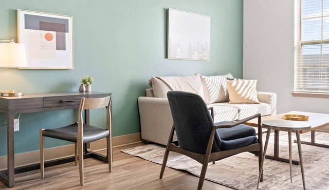 Modern Apartment in Prime Location (ID7923X25)