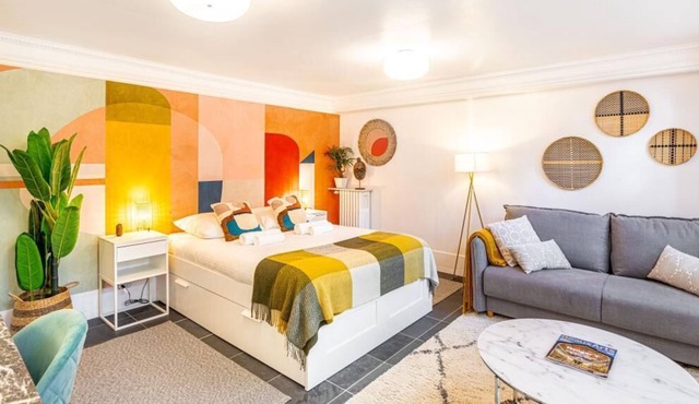 Modern Apartement with Garden and TV Salon, 15' to Eiffel