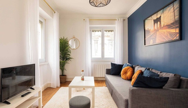 Modern apartment -1BR-4P- Bellecour