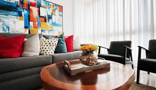 Modern Apartment with easy access