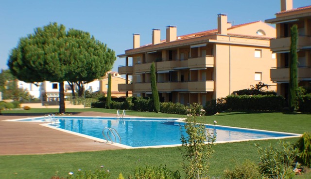 Modern Apartment - Gardens/Pool/WIFI/AIRCON/PARKING - D302, Apartment Riells Blau D302 in L'Escala -.