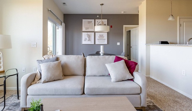 Modern Apartment in Prime Location (ID8603X67)