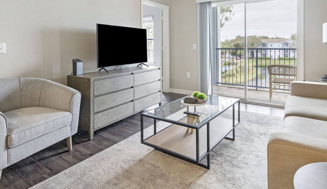 Modern Apartment in Prime Location (ID8568X76)