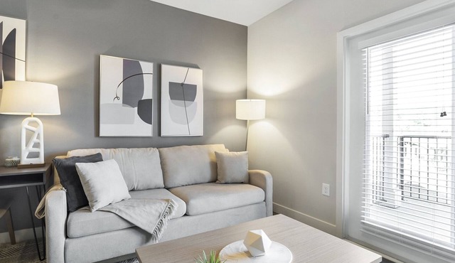 Modern Apartment in Prime Location (ID9219X15)