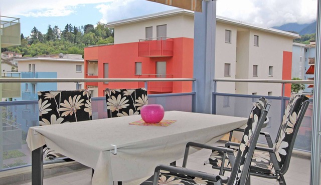 Modern apartment in a small apartment building in a central location