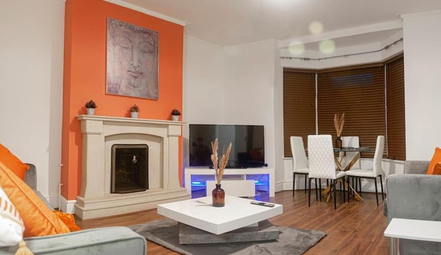 Modern apartment in Coventry