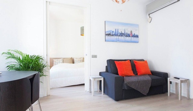 Modern apartment in Poblesec