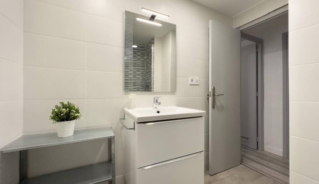 Modern apartment in Sant Marti