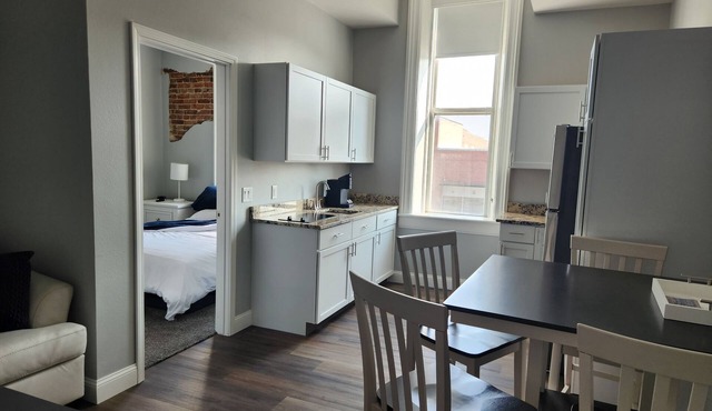 Modern Apartment in Iola located on the Square “Blue”