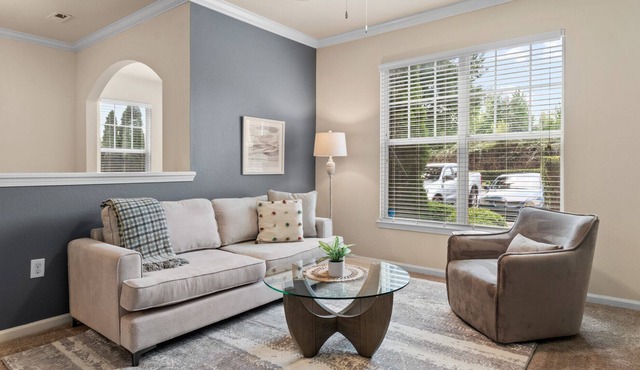 Modern Apartment in Prime Location (ID2615X3)