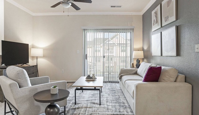 Modern Apartment in Prime Location (ID8995X37)
