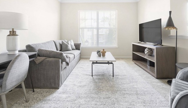 Modern Apartment in Prime Location (ID1228X684)