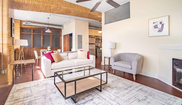 Modern Apartment in Prime Location (ID1214X607)