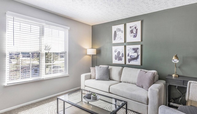 Modern Apartment in Prime Location (ID9303X46)