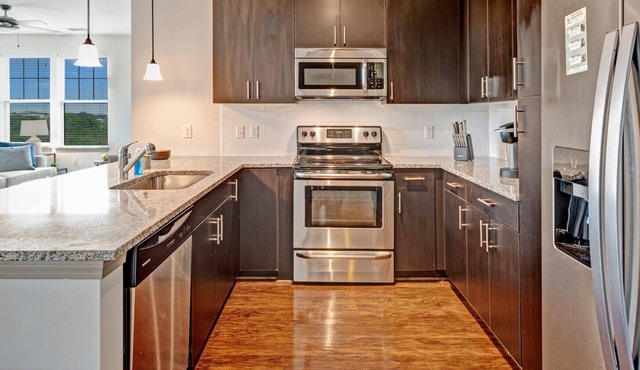 Modern Apartment in Prime Location (ID1958X23)