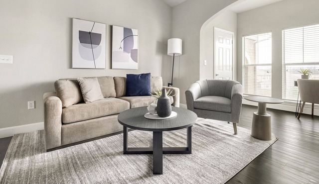 Modern Apartment in Prime Location (ID1283X447)