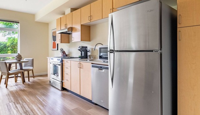 Modern Apartment in Prime Location (ID9955X51)