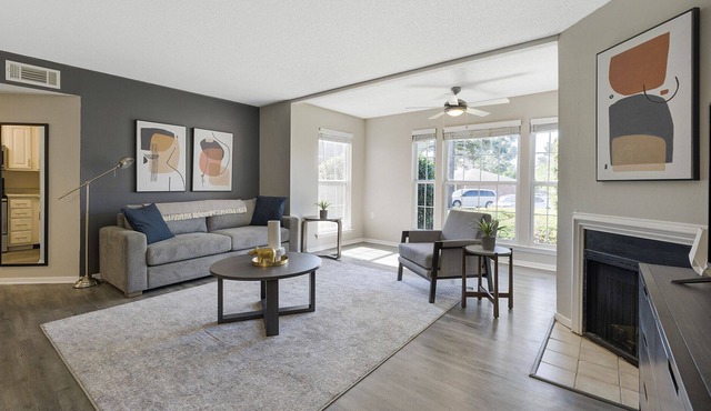 Modern Apartment in Prime Location (ID9825X48)