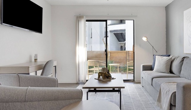 Modern Apartment in Prime Location (ID9246X31)