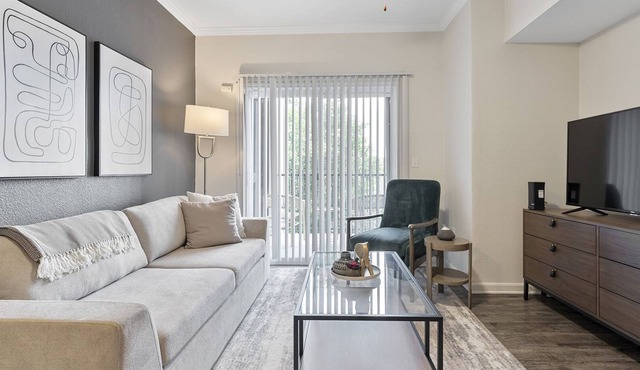 Modern Apartment in Prime Location (ID9196X09)