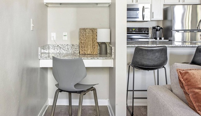 Modern Apartment in Prime Location (ID2860X1)