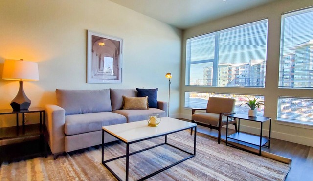Modern Apartment in Prime Location (ID2121X26)