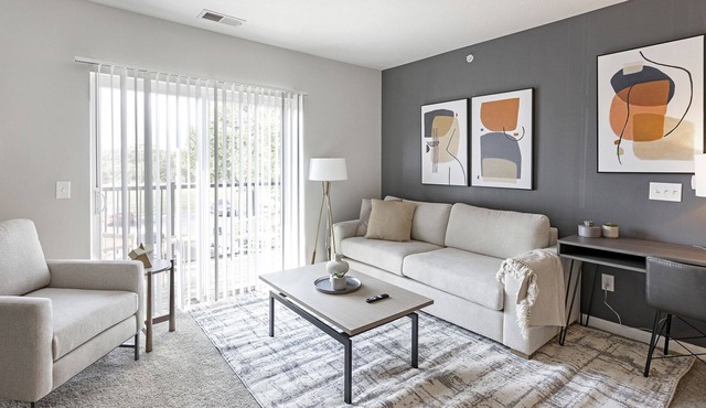 Modern Apartment in Prime Location (ID1011X392)