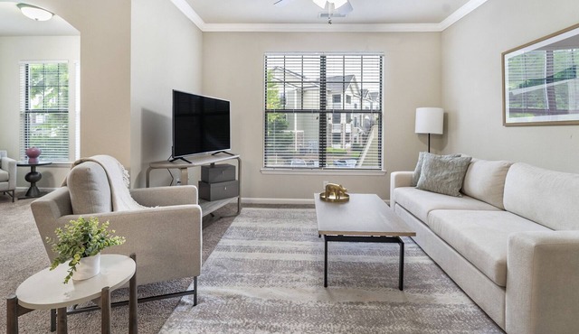 Modern Apartment in Prime Location (ID7746X84)