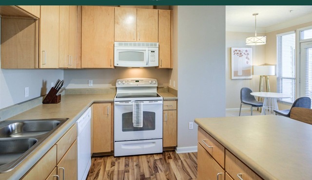 Modern Apartment in Prime Location (ID8708X13)