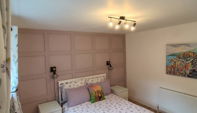 Modern apartment in the quiet coastal village of Inverkip