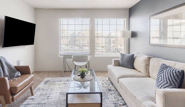 Modern Apartment in Prime Location (ID3503X3)