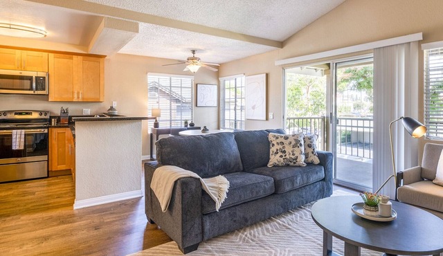Modern Apartment in Prime Location (ID9448X47)