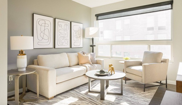 Modern Apartment in Prime Location (ID8359X76)