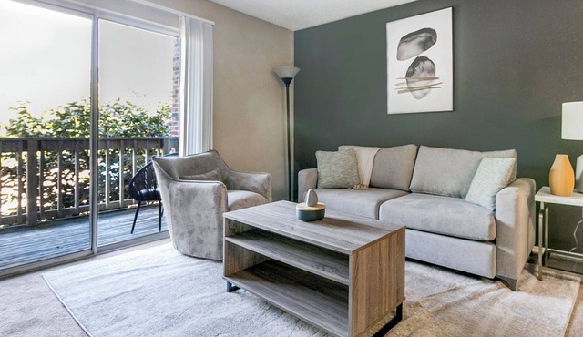 Modern Apartment in Prime Location (ID7025X65)