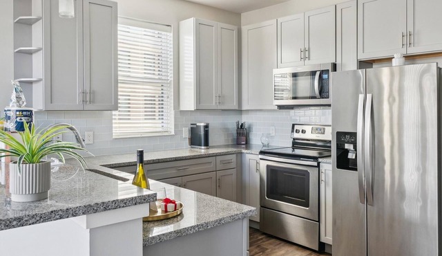 Modern Apartment in Prime Location (ID1394X980)