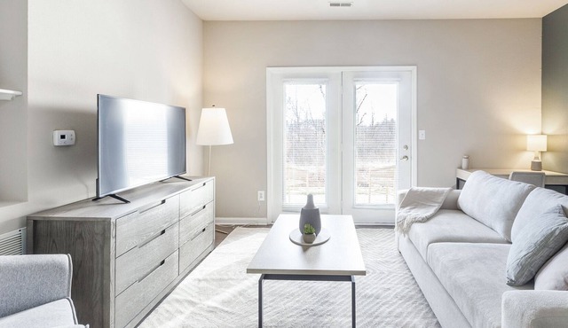 Modern Apartment in Prime Location (ID8693X2)