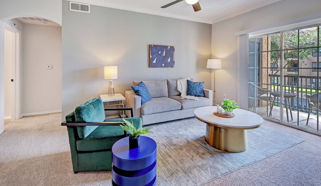 Modern Apartment in Prime Location (ID5315)