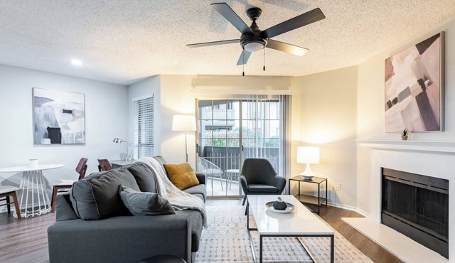 Modern Apartment in Prime Location (ID6054X71)