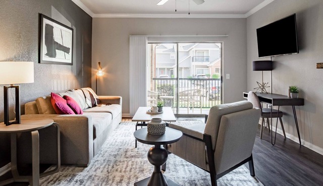Modern Apartment in Prime Location (ID9569X24)