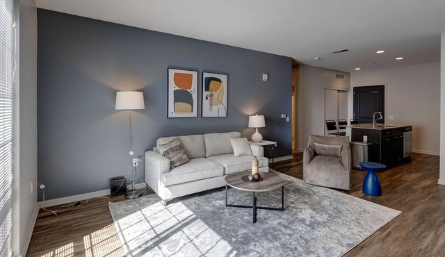 Modern Apartment in Prime Location (ID4290X54)