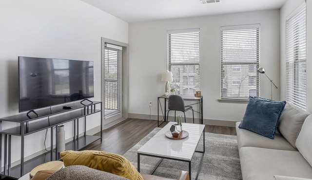 Modern Apartment in Prime Location (ID1403X360)