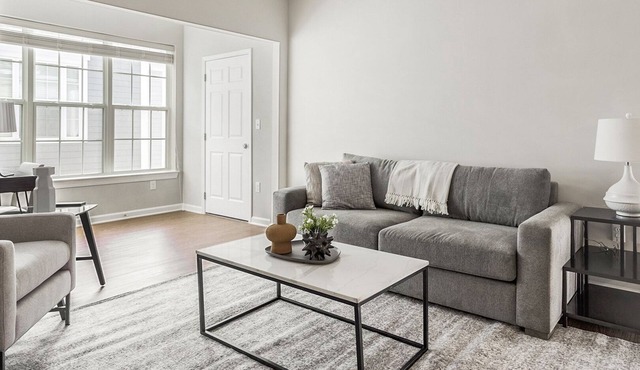Modern Apartment in Prime Location (ID1249X738)