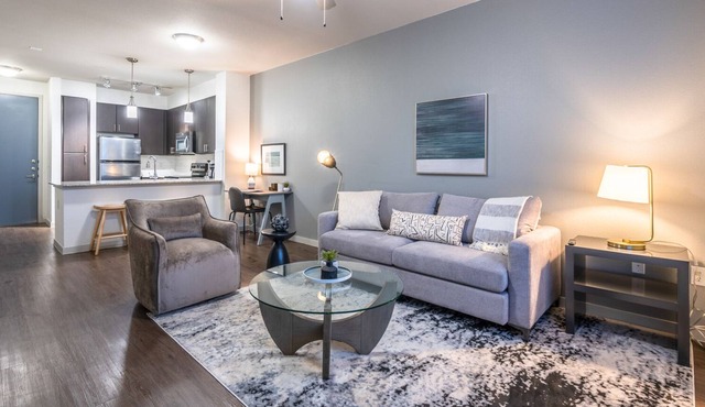 Modern Apartment in Prime Location (ID2934X06)