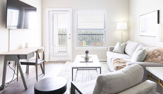 Modern Apartment in Prime Location (ID6031X46)