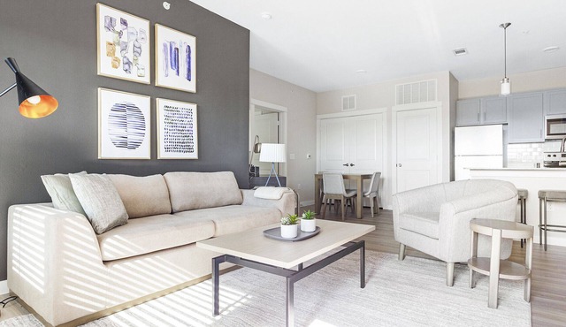 Modern Apartment in Prime Location (ID1206X872)